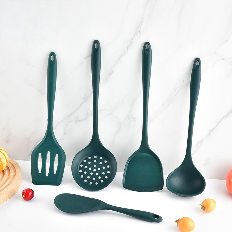 Kitchen Appliances Green - 5-teiliges Küchenutensilien-Set aus lebensmittelechtem Silikon, hitzebeständig,